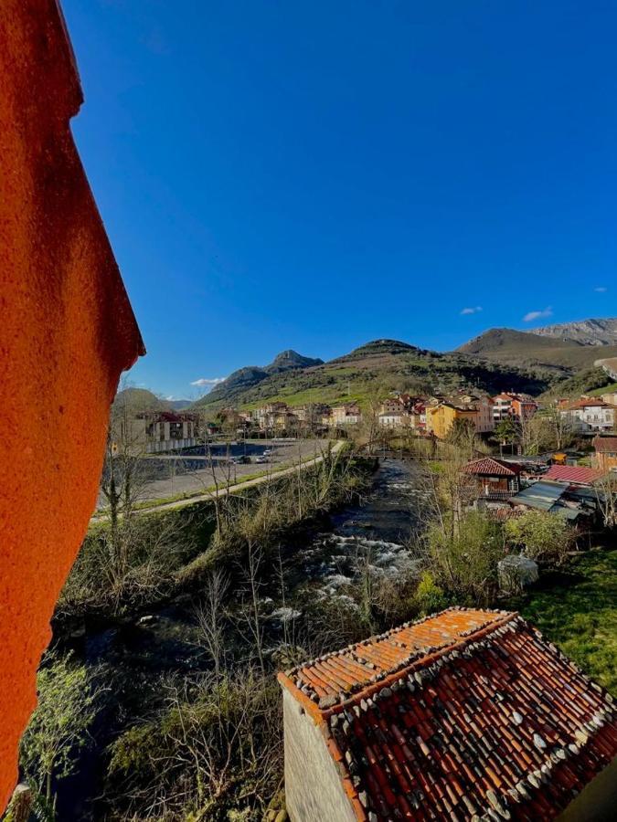 Hotel Rural El Torrejon Arenas De Cabrales Exterior photo